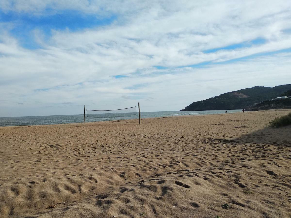 Sea Front Apartment In Platja Pals With Terrace And Parking 外观 照片